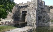 世界遺産　グウィネズのエドワード1世の城郭と市壁　ピューリマス城